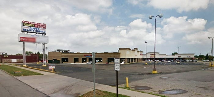 K-Mart (Kmart) - Eastpointe - 20880 Gratiot Ave (newer photo)